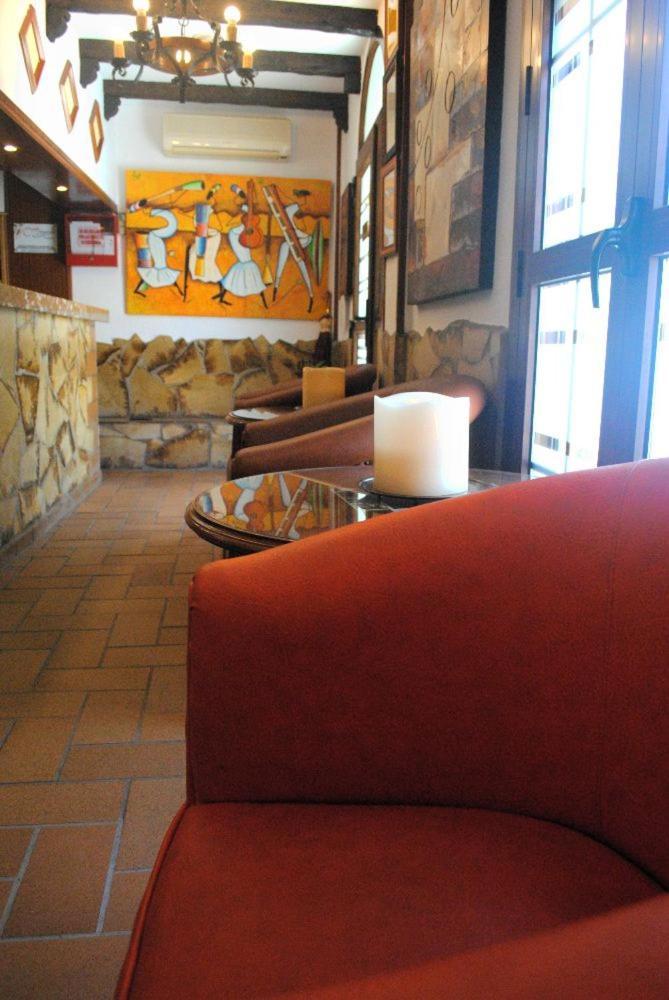 Hostal Costa De La Luz Кониль-де-ла-Фронтера Экстерьер фото
