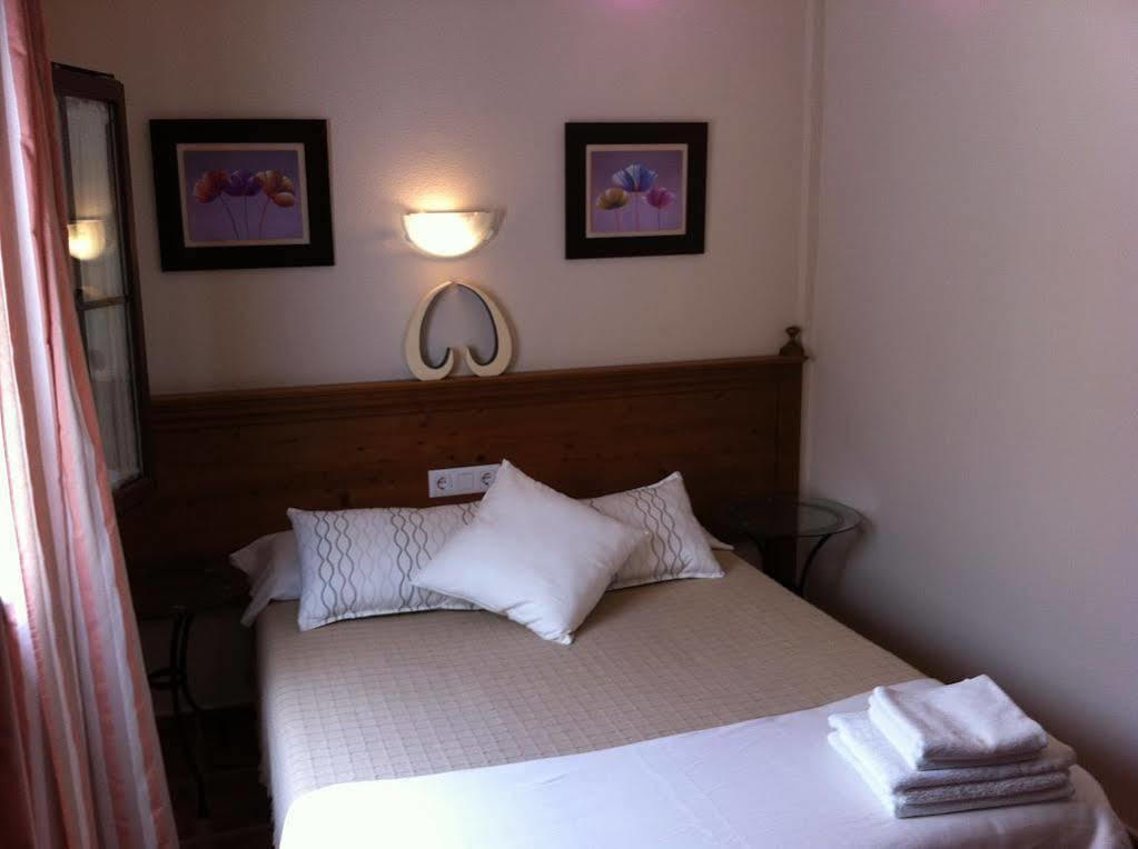 Hostal Costa De La Luz Кониль-де-ла-Фронтера Экстерьер фото