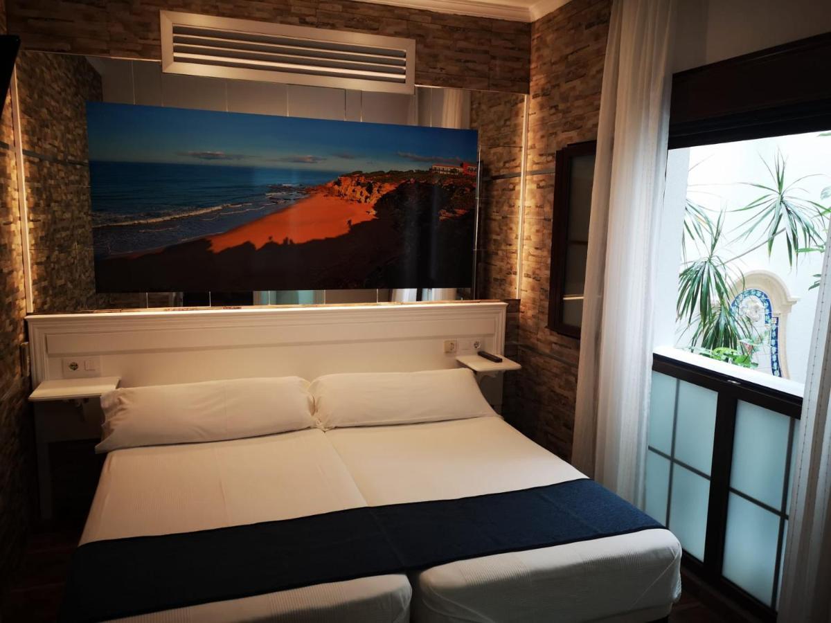 Hostal Costa De La Luz Кониль-де-ла-Фронтера Экстерьер фото