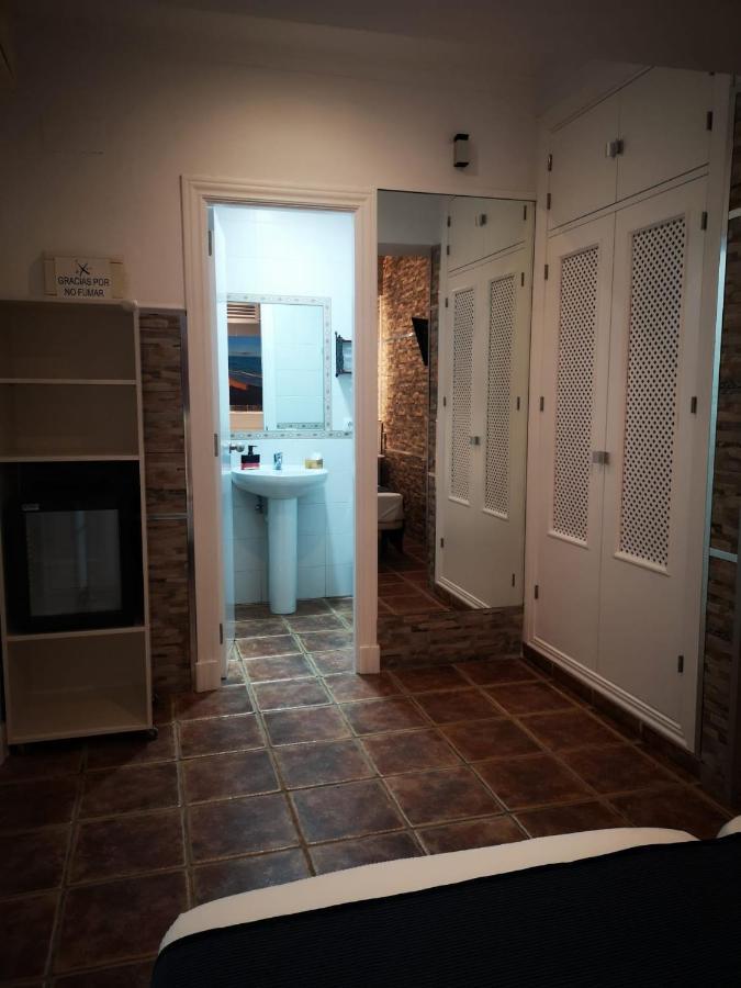 Hostal Costa De La Luz Кониль-де-ла-Фронтера Экстерьер фото