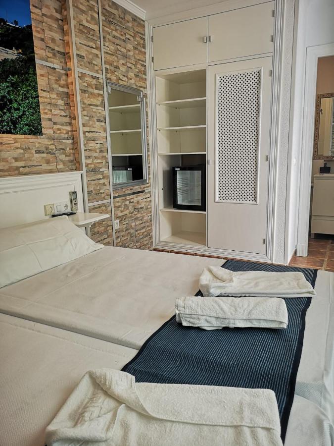 Hostal Costa De La Luz Кониль-де-ла-Фронтера Экстерьер фото