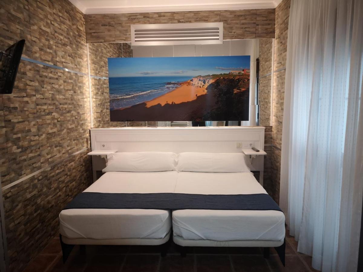 Hostal Costa De La Luz Кониль-де-ла-Фронтера Экстерьер фото